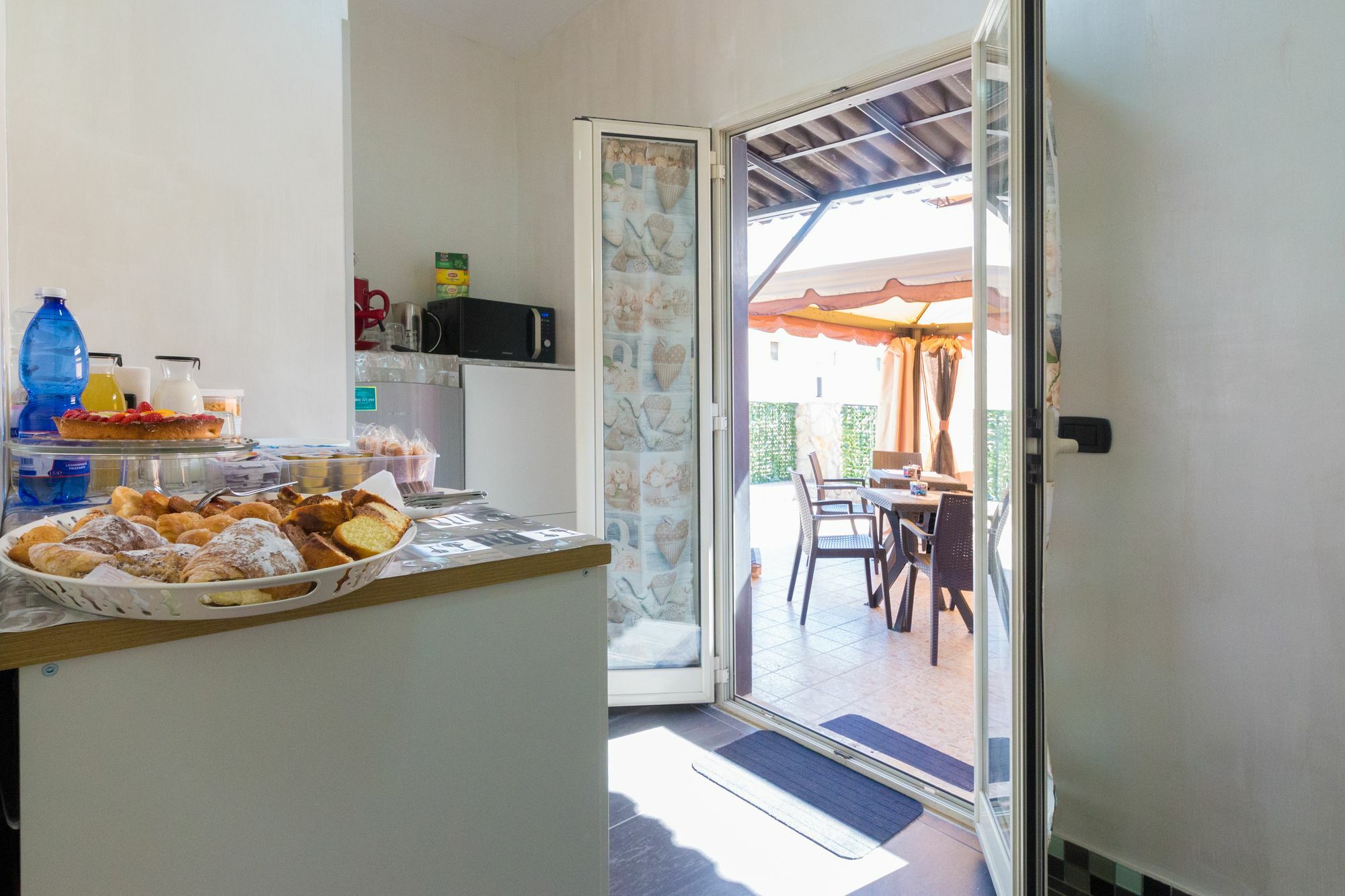 B&B Phoenix Naples Extérieur photo