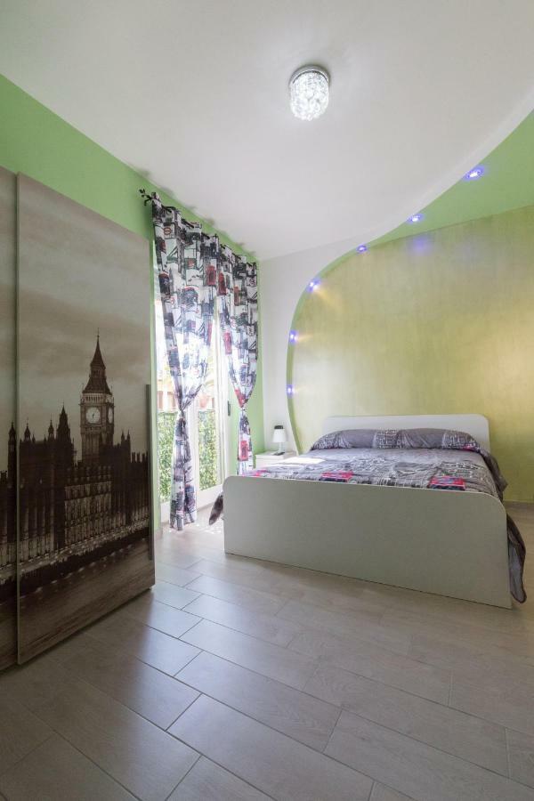 B&B Phoenix Naples Extérieur photo