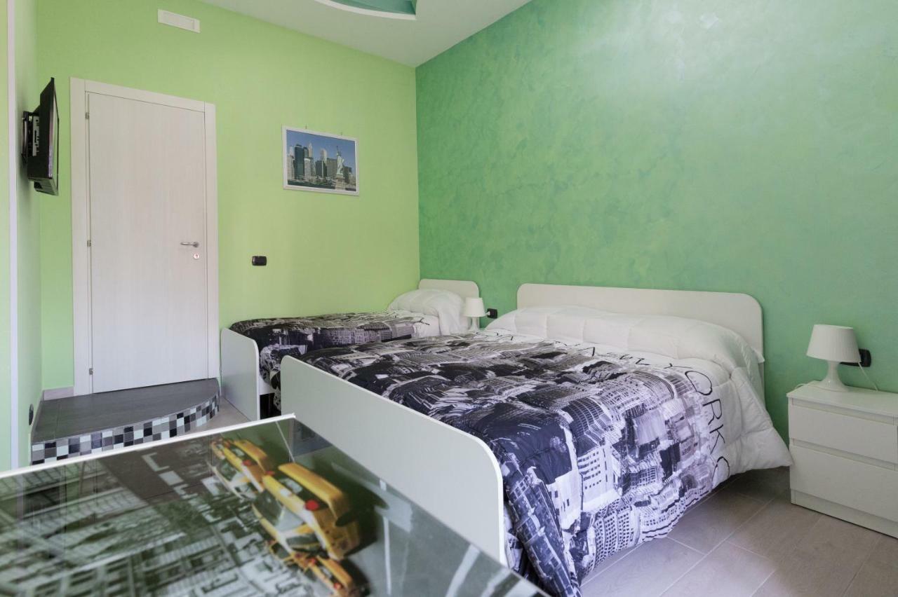 B&B Phoenix Naples Extérieur photo